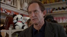 A random Millennium image from the second season episode Midnight of the Century.