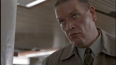 A random scene from this Millennium episode Owls.