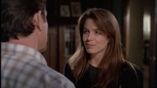 A random scene from this Millennium episode Owls.